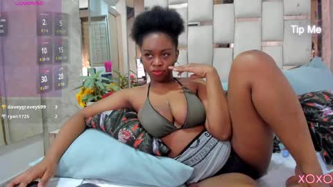 Snapshot of hazel_lanee chatting on May 2026 07:06:02 AM hazel_lanee online show from May 2026 07:06:02 AM