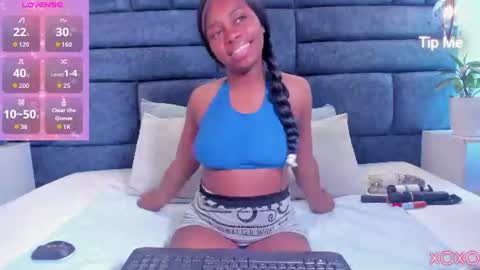 hazel_lanee online show from July 2026 05:16:01 AM