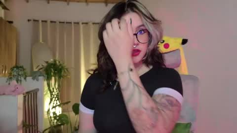 Snapshot of hazelbrownn23 chatting on July 2026 01:56:01 AM Hazel Brown online show from July 2026 01:56:01 AM