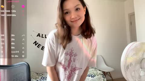 Snapshot of hazelhartshorn chatting on June 2026 01:13:01 PM Kira online show from June 2026 01:13:01 PM