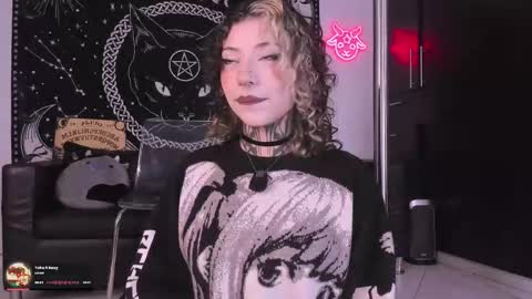 Snapshot of hazellwitch chatting on October 2025 04:15:02 PM Hazell Witch online show from October 2025 04:15:02 PM