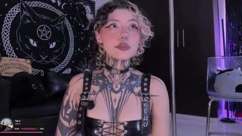 Hazell Witch online show from March 2026 05:24:02 PM