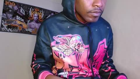 hazlan_420 online show from October 2025 09:28:02 AM