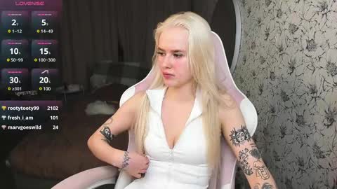 Snapshot of healing__girl chatting on January 2025 12:44:02 PM Valeria online show from January 2025 12:44:02 PM