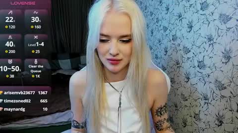 Snapshot of healing__girl chatting on January 2025 01:17:02 PM Valeria online show from January 2025 01:17:02 PM