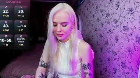 Snapshot of healing__girl chatting on February 2025 01:16:01 PM Valeria online show from February 2025 01:16:01 PM