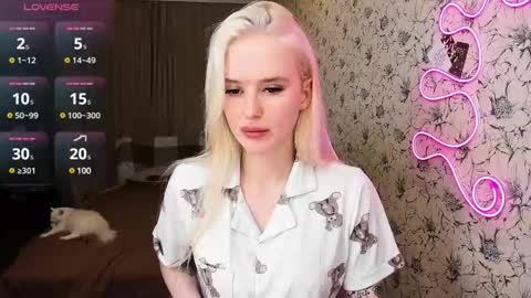 Snapshot of healing__girl chatting on March 2025 03:29:02 PM Valeria online show from March 2025 03:29:02 PM