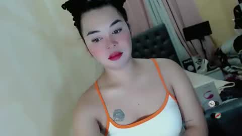 Snapshot of heatmusex_ chatting on June 2026 09:29:02 PM Kylene3 online show from June 2026 09:29:02 PM