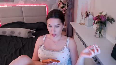 Heaven girl online show from June 2026 08:00:01 PM