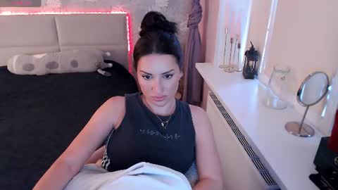 Heaven girl online show from July 2026 03:31:02 PM