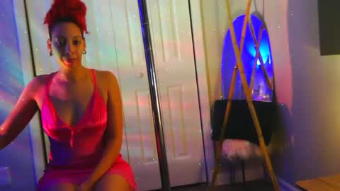 Heavenllyy online show from September 2025 03:32:02 AM