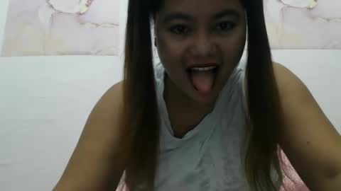 heavenlyeyes69 online show from December 2024 08:34:01 PM