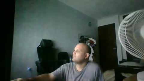 Heavy Rebell online show from November 2025 07:18:02 AM