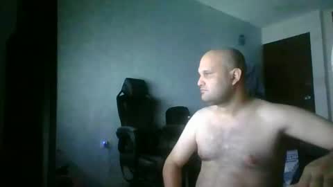 Heavy Rebell online show from December 2025 04:21:01 AM