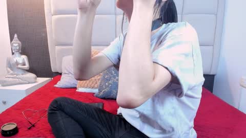 Keira Hecate online show from January 2025 07:27:01 PM