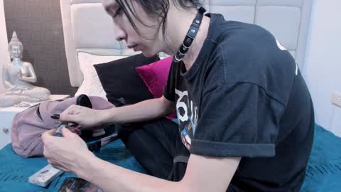 Keira Hecate online show from January 2025 08:00:02 PM