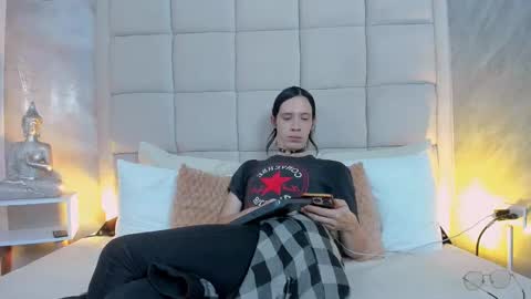 Keira Hecate online show from September 2025 07:57:01 PM