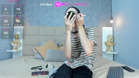 Keira Hecate online show from April 2026 07:30:02 PM