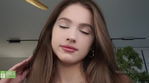 Snapshot of hecola chatting on January 2025 09:33:02 AM Nika next stream 200pm GMT online show from January 2025 09:33:02 AM