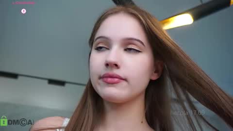 Snapshot of hecola chatting on September 2025 01:46:01 PM Nika next stream 200pm GMT online show from September 2025 01:46:01 PM
