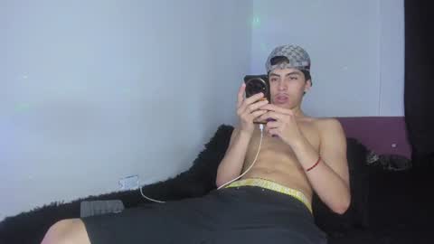 Snapshot of heellboy_ chatting on June 2026 10:19:02 PM heellboy_ online show from June 2026 10:19:02 PM