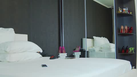 Helen online show from December 2024 02:25:01 AM