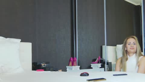 Helen online show from February 2025 09:30:01 AM