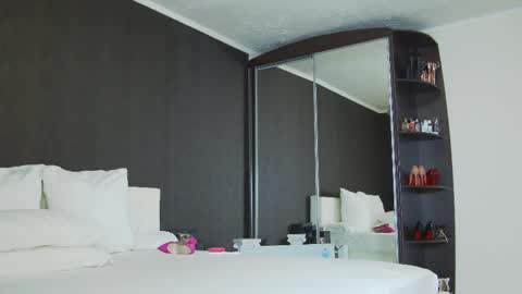 Helen online show from March 2025 02:08:02 AM