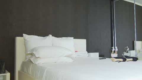 Helen online show from September 2025 04:28:01 PM