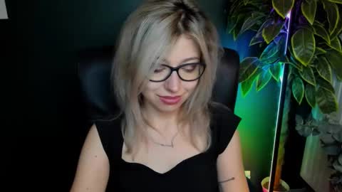 Heidi online show from October 2025 04:42:01 AM