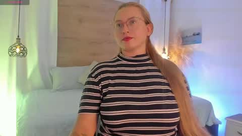 ANTARA REY online show from March 2026 07:08:01 PM