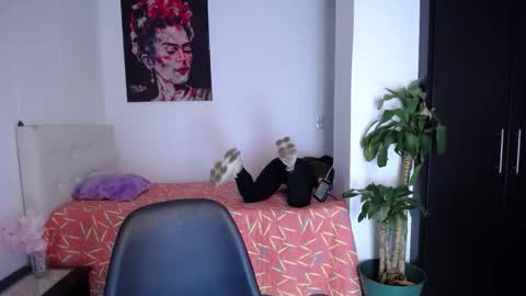 Heidy online show from January 2026 12:00:01 PM