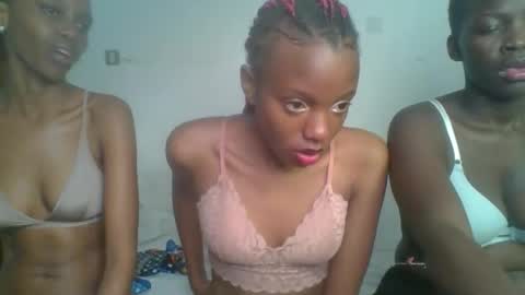 heilybunny online show from April 2026 09:34:01 PM