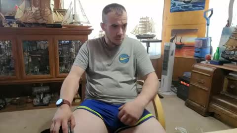 xxScubaStevexx online show from April 2026 06:20:01 PM