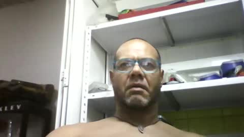 Heist Stein online show from October 2025 08:20:01 PM