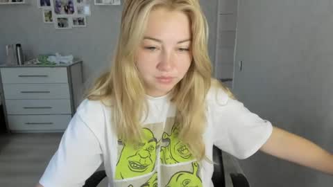 Helen sven online show from June 2026 04:57:01 AM