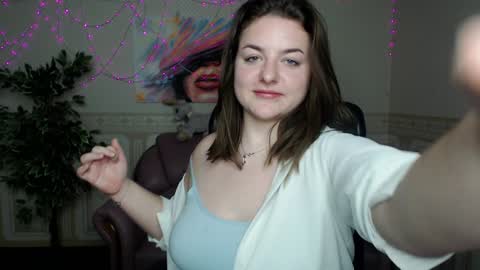 Snapshot of helen_elliot chatting on December 2024 10:49:01 AM Helen Elliot online show from December 2024 10:49:01 AM