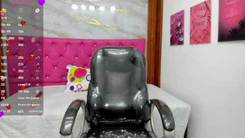 Helen online show from April 2026 06:55:01 PM