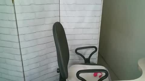 Helen online show from January 2026 05:10:02 AM