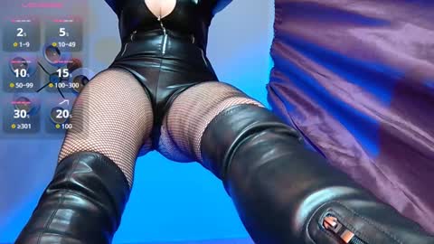 Helena online show from January 2025 02:41:01 PM