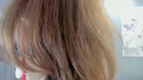 helena online show from October 2025 09:02:01 PM