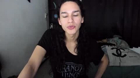 helena_spellman online show from December 2025 12:38:02 AM