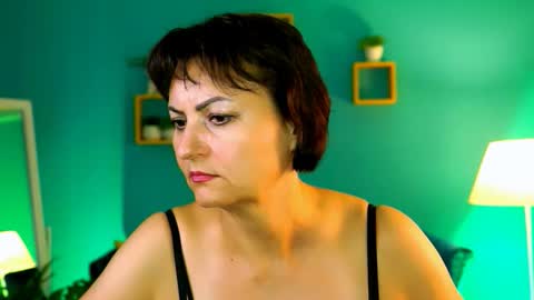 Snapshot of helenbeler chatting on September 2025 08:25:01 AM helenbeler online show from September 2025 08:25:01 AM