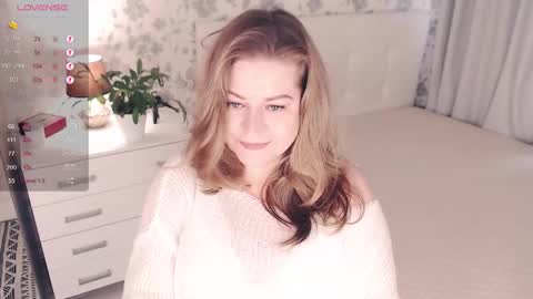 Helena Bonham online show from September 2025 10:39:02 AM