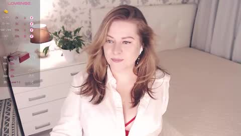 Helena Bonham online show from October 2025 03:09:02 PM