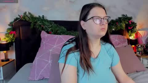 helendanvers online show from January 2026 02:39:01 AM