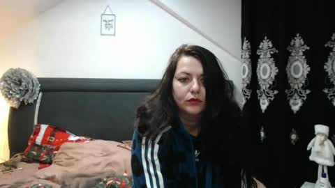 Snapshot of helenhh chatting on December 2024 12:56:01 PM helenhh online show from December 2024 12:56:01 PM