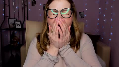 Helen online show from January 2025 08:22:01 AM