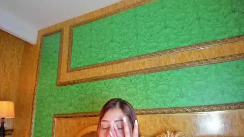 Helen or Hells online show from March 2026 12:32:01 PM