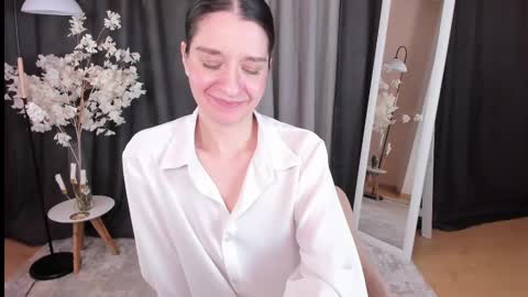 Helen online show from March 2025 05:51:01 AM